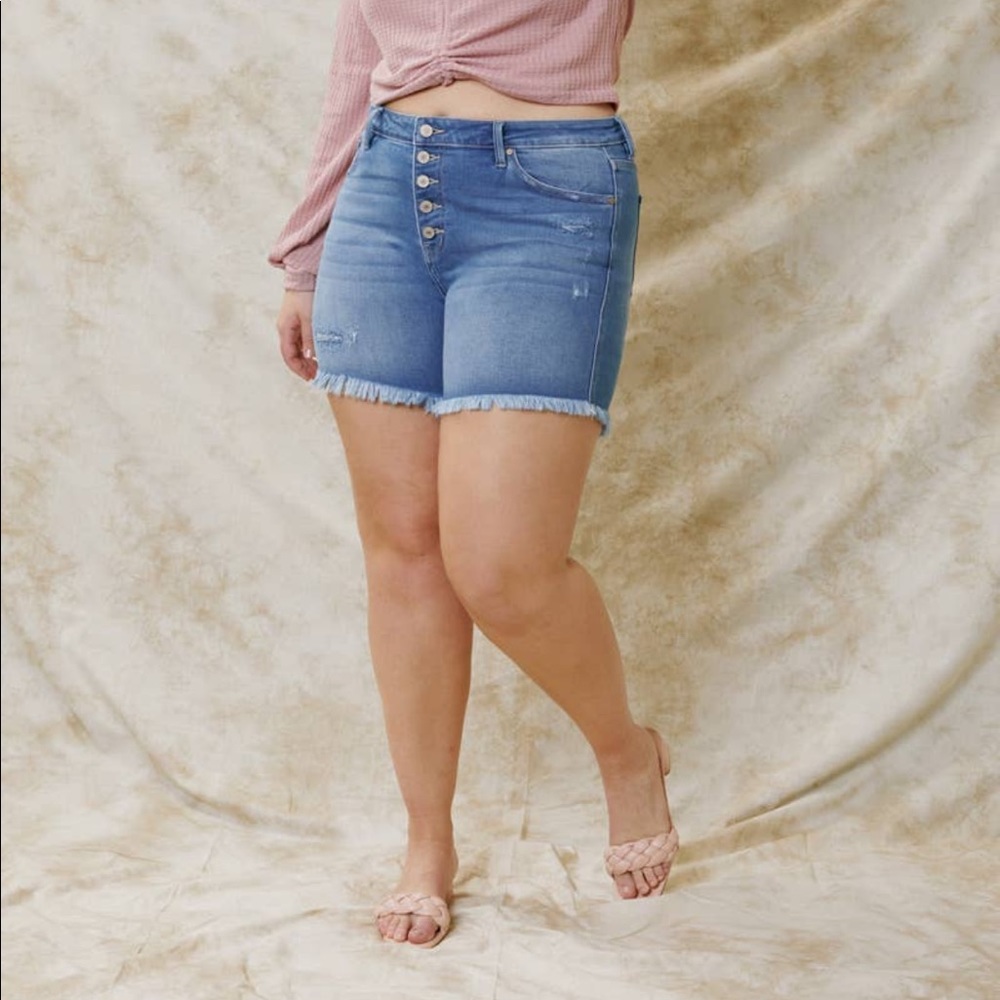 Kancan PLUS SIZE shorts